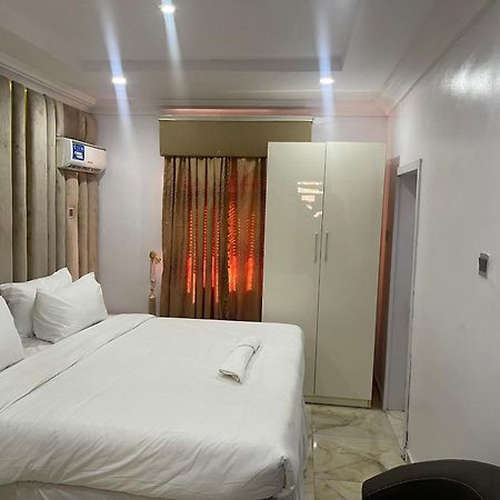 איקג'ה White Gold Hotel מראה חיצוני תמונה