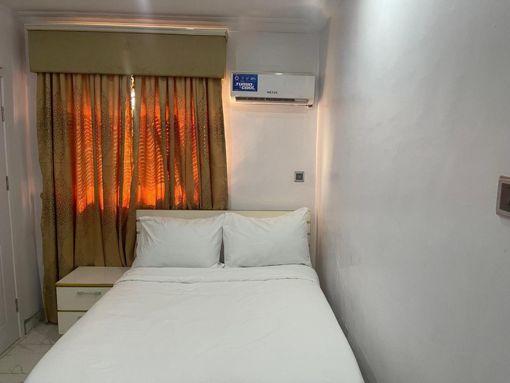 איקג'ה White Gold Hotel מראה חיצוני תמונה