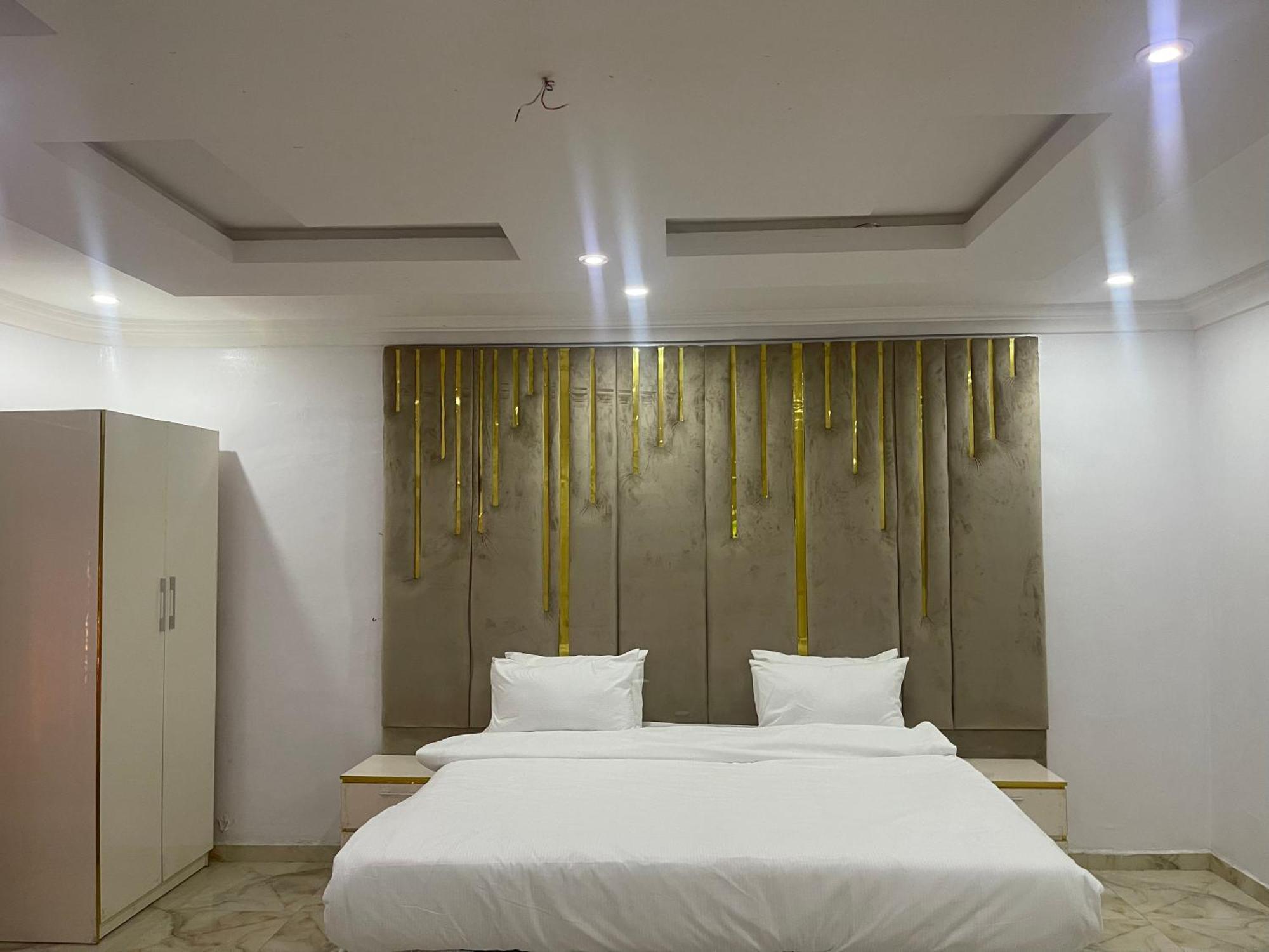 איקג'ה White Gold Hotel מראה חיצוני תמונה